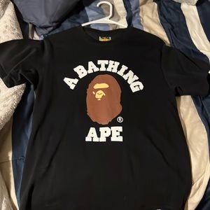 Medium Bape men t shirt